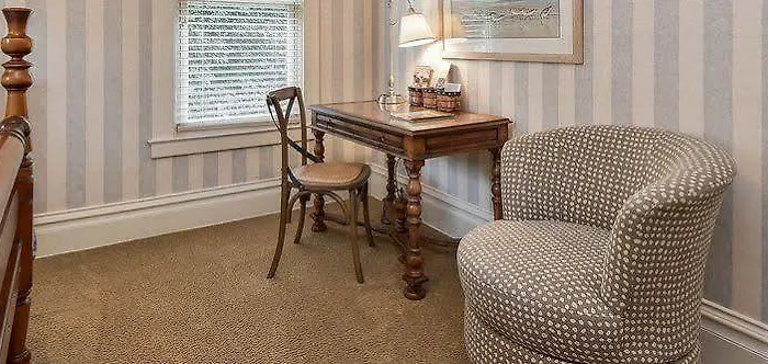 Harrison House 4*